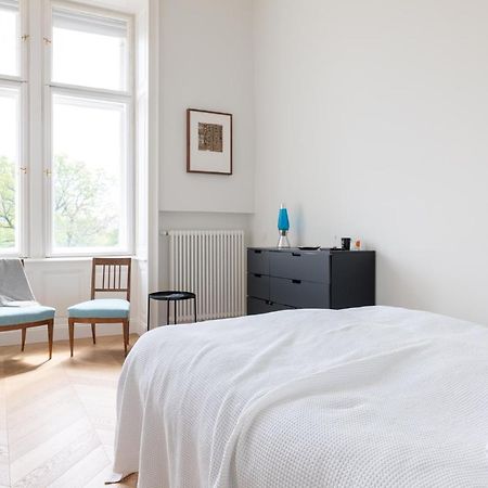Stunning Apartment In City Center Viena Exterior foto