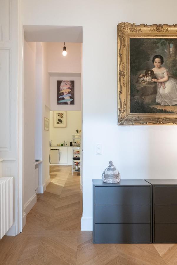Stunning Apartment In City Center Viena Exterior foto