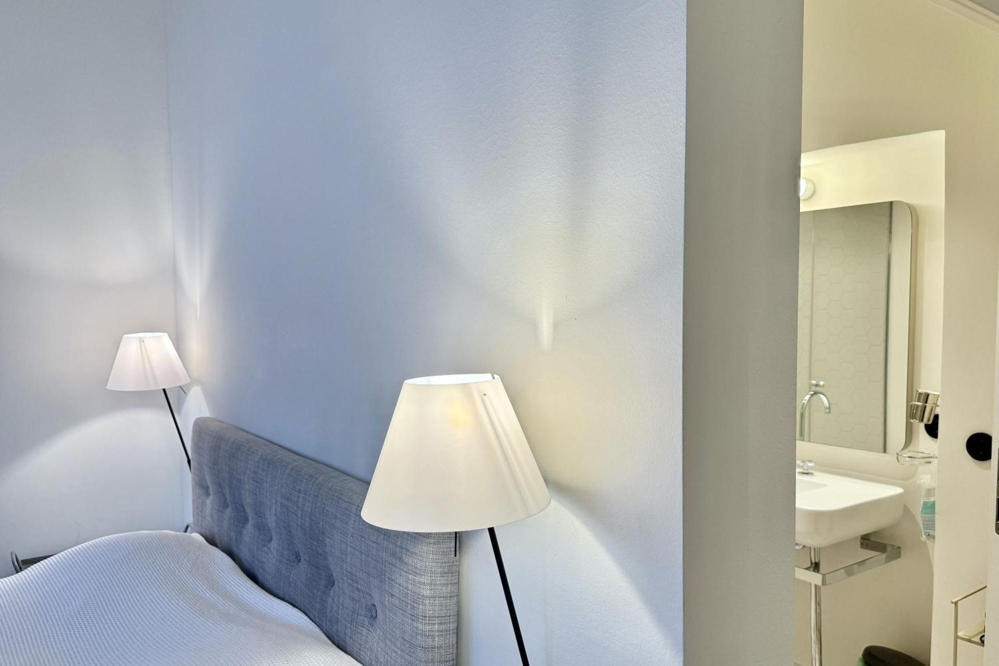Stunning Apartment In City Center Viena Exterior foto